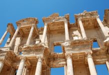 Management turistic 1: Turcia, tara care vinde orice Efes